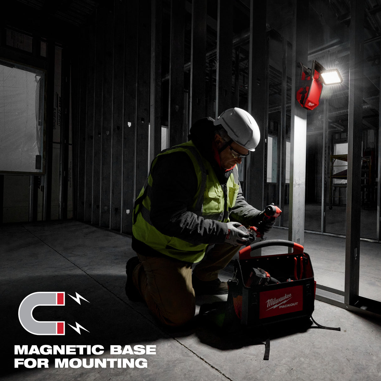 Milwaukee 2358-20 M18™ ROVER™ Clamping Flood Light