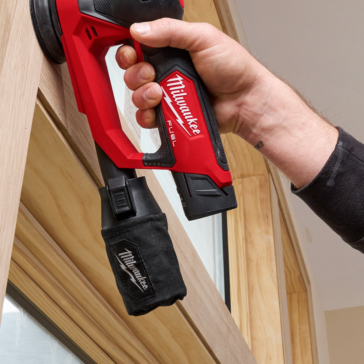 Milwaukee 2535-20 M12 FUEL™ 3" Random Orbital Detail Sander