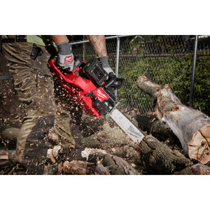 Milwaukee 2827-22 M18 FUEL™ 20" Dual Battery Chainsaw Kit