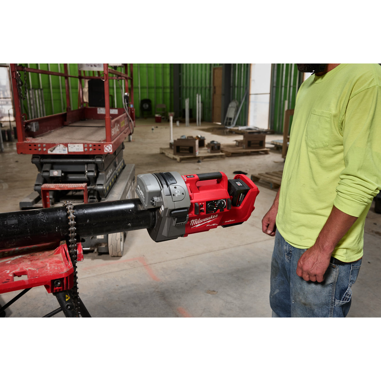 Milwaukee 2928-22 M18 FUEL™ RINGER™ Roll Groover for 2” – 6” Sch 10/40