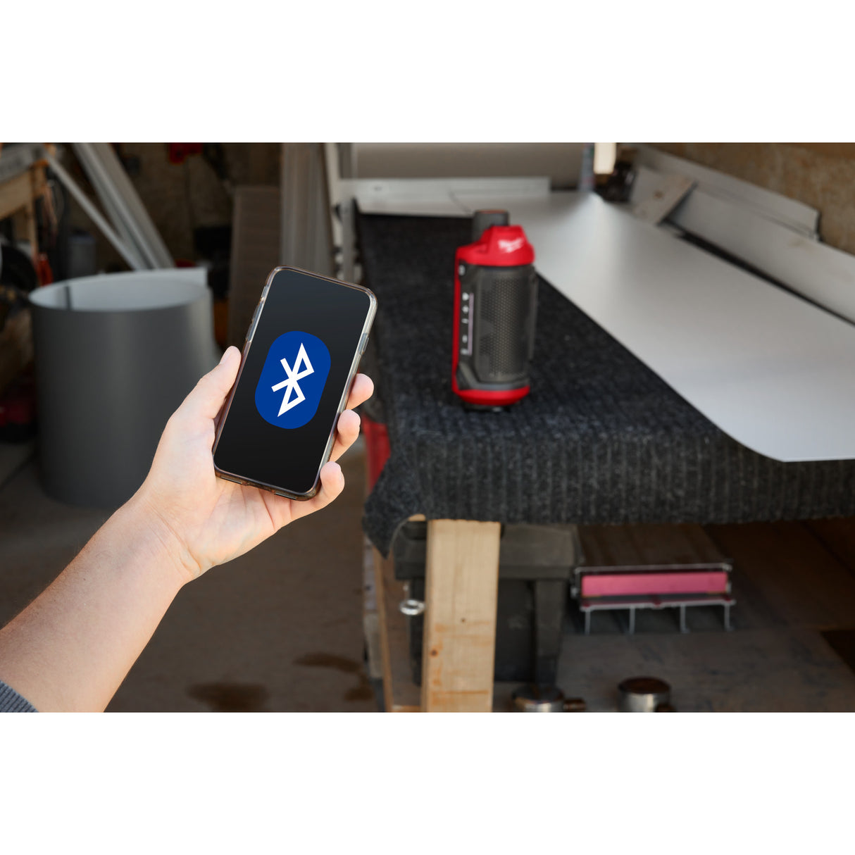 Milwaukee 2955-20 M12™ Bluetooth® Jobsite Speaker w/ PACKOUT™ Compatibility