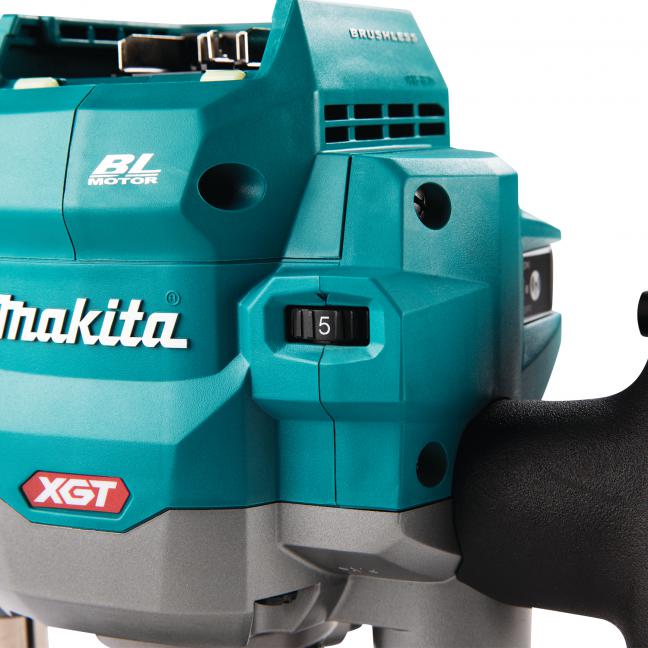 Makita RP001GZ01 40Vmax XGT Brushless Plunge Router