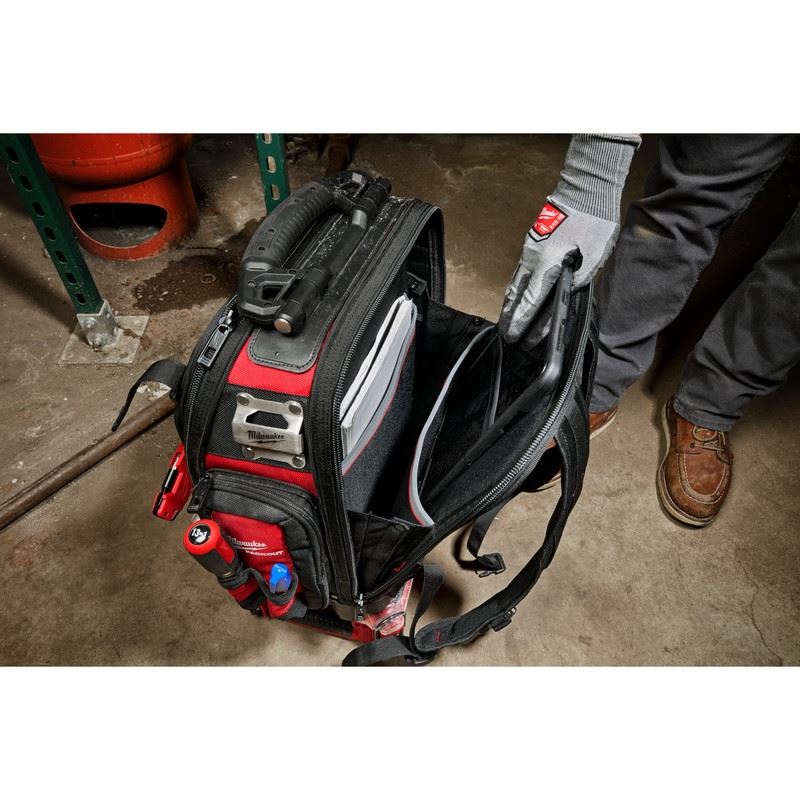 Milwaukee 48-22-8303 PACKOUT Structured Backpack