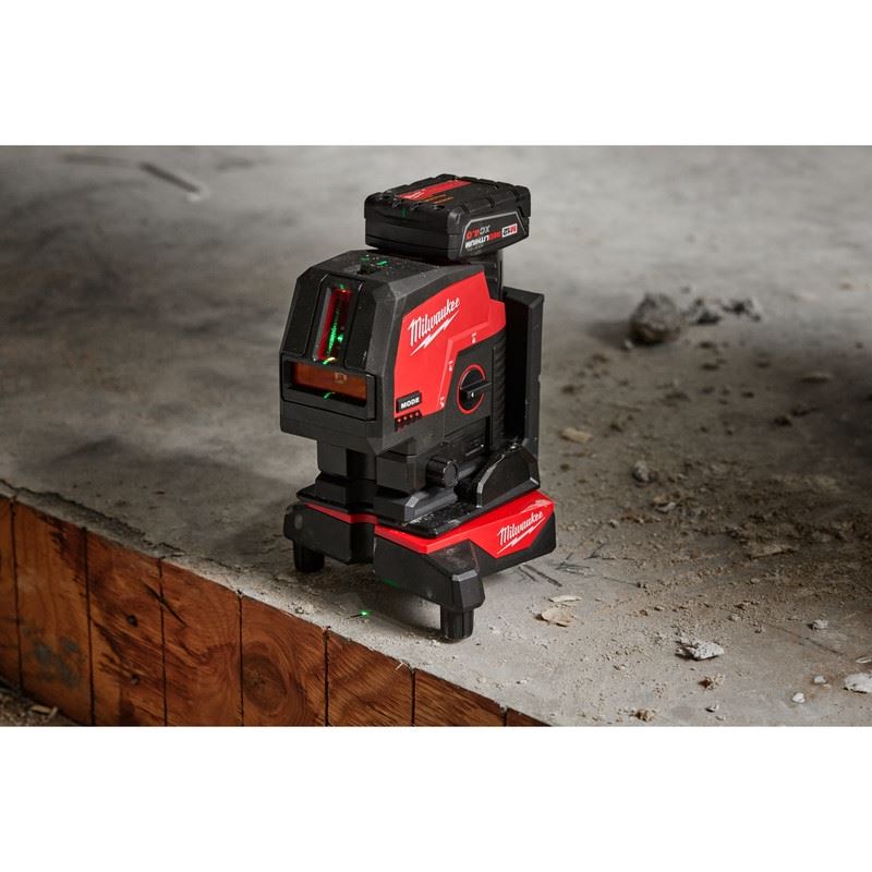 Milwaukee 48-35-1314 WIRELESS LASER ALIGNMENT BASE W/ REMOTE