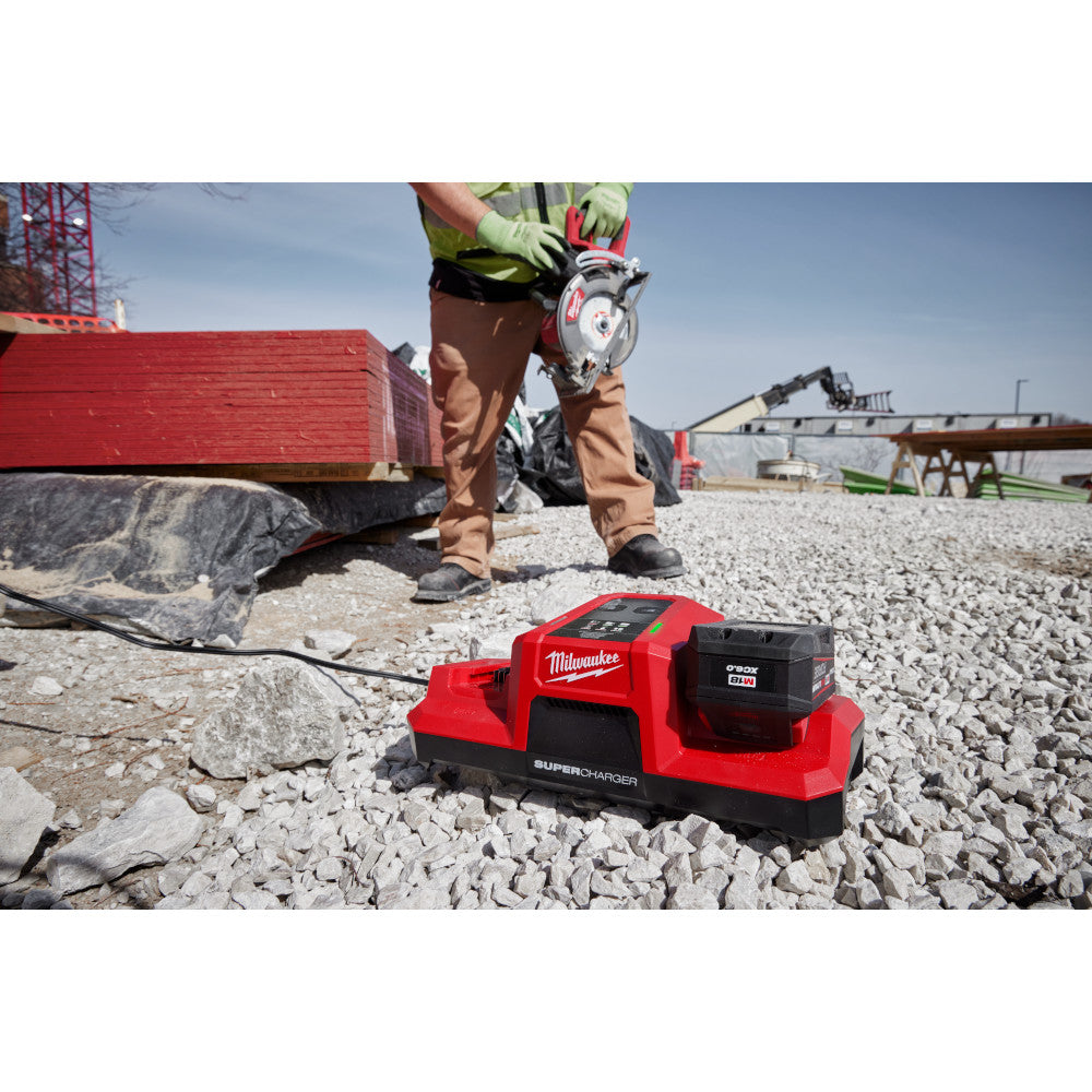 Milwaukee 48-59-1866 M18™ Dual Bay Super Charger Starter Kit with 2 XC 6.0 FORGE™ Batteries