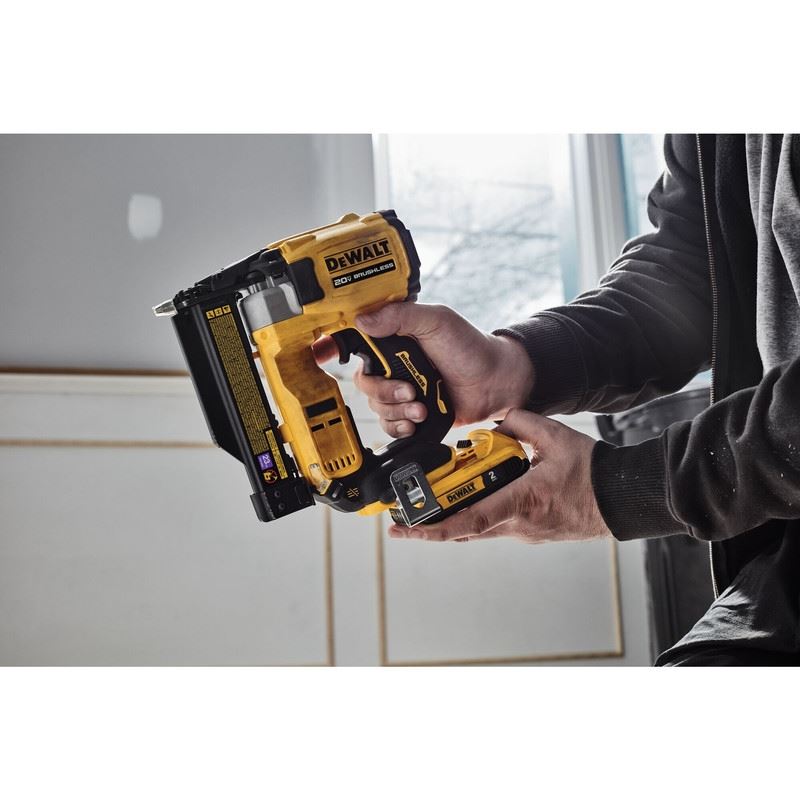 DEWALT DCN623D1 20V MAX XR, 23 GAUGE PIN NAILER - (2.0AH) W/ 1 BATTERY AND BAG