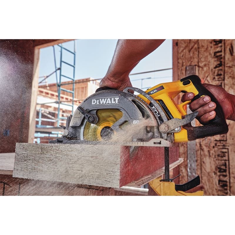 DCS577X1 FLEXVOLTÂ® 60V MAX* 7-1/4 in. Cordless Worm Drive Style Saw (9.0Ah Battery)