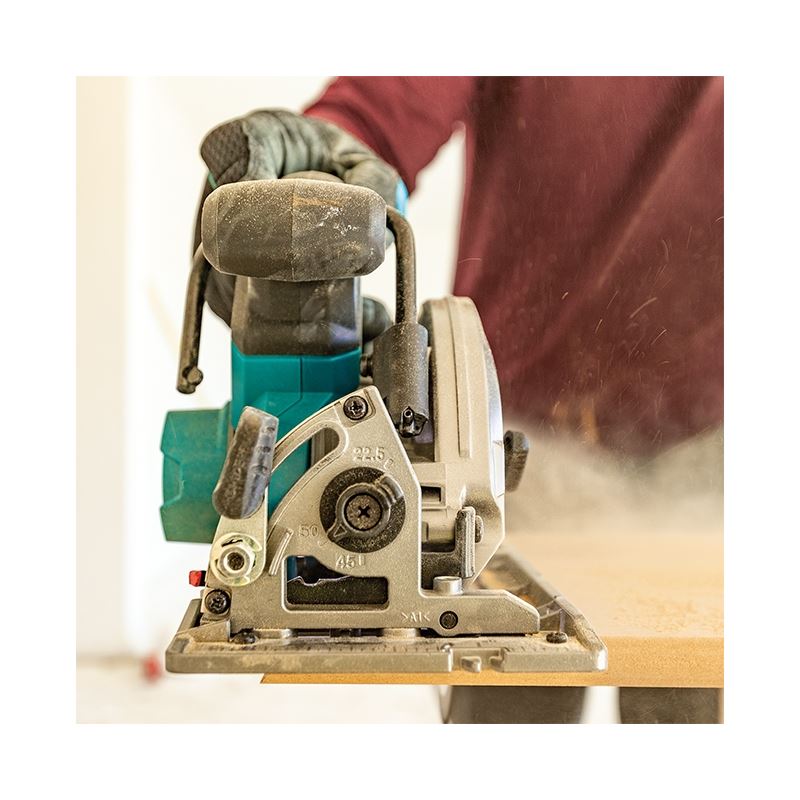 Makita HS012GZ 40V max XGT Brushless Cordless 6-1/2in Circular Saw w/XPT and AWS (Tool Only)