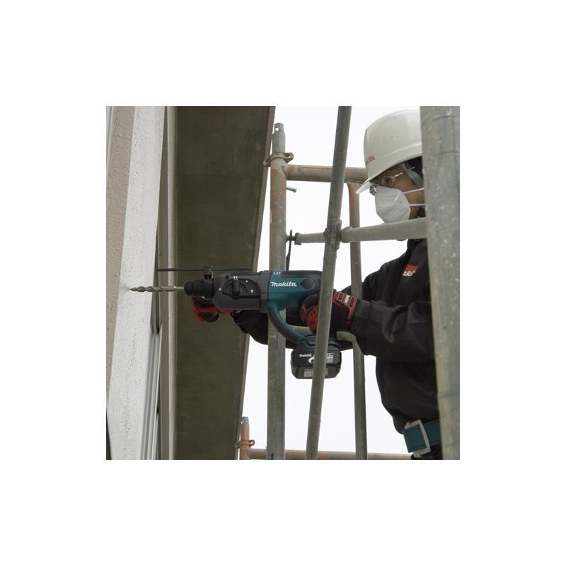 Makita | BHR202Z 15/16" Cordless Rotary Hammer