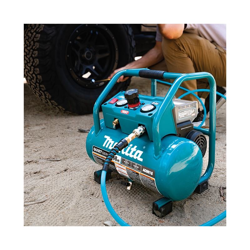 Makita AC001GZ 40V max XGT Brushless Cordless 7.6 L (2.0 Gal) Air Compressor, Quiet Series (Tool Only)