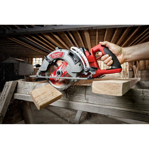 2830-20 M18 FUEL 18 Volt Lithium-Ion Brushless Cordless Rear Handle 7-1/4 in. Circular Saw - Tool Only