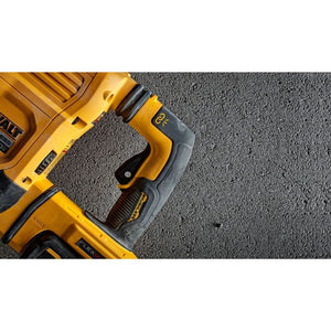 DEWALT DCH832X1 60V MAX Cordless SDS Max Chipping Hammer Kit (15 lb)