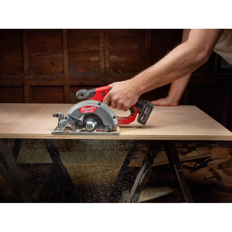 2530-20 M12 FUEL 12 Volt Lithium-Ion Brushless Cordless 5-3/8 in. Circular Saw - Tool Only