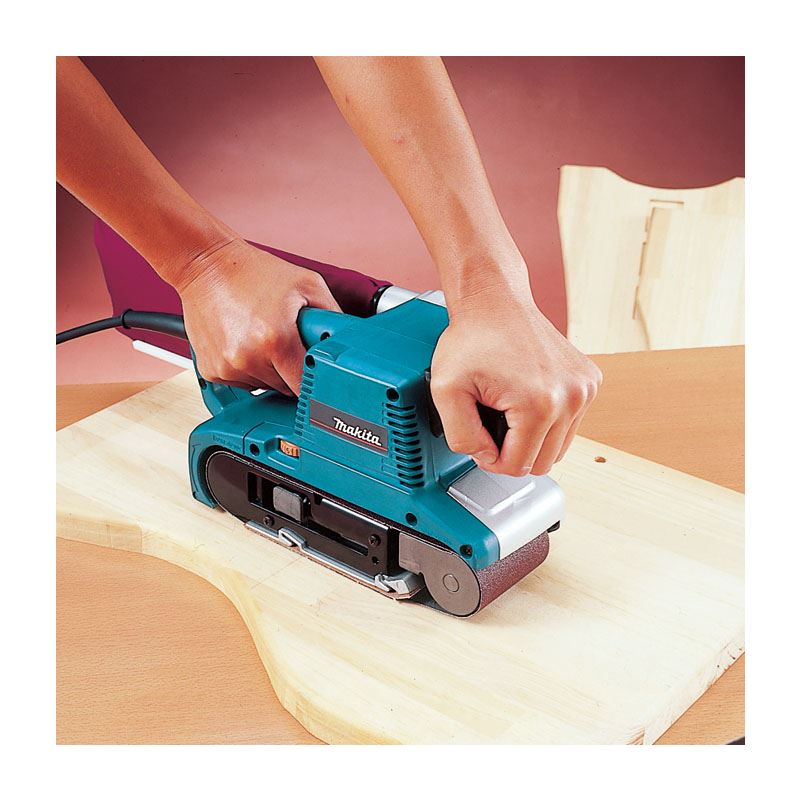 Makita | 9903 3" X 21" Belt Sander