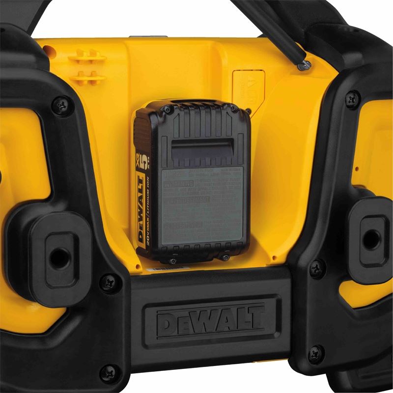 DEWALT Bluetooth Charger Radio - DCR025