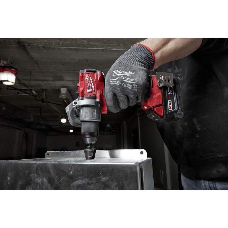 Milwaukee 2803-22 M18 FUEL 1/2" Drill Driver Kit