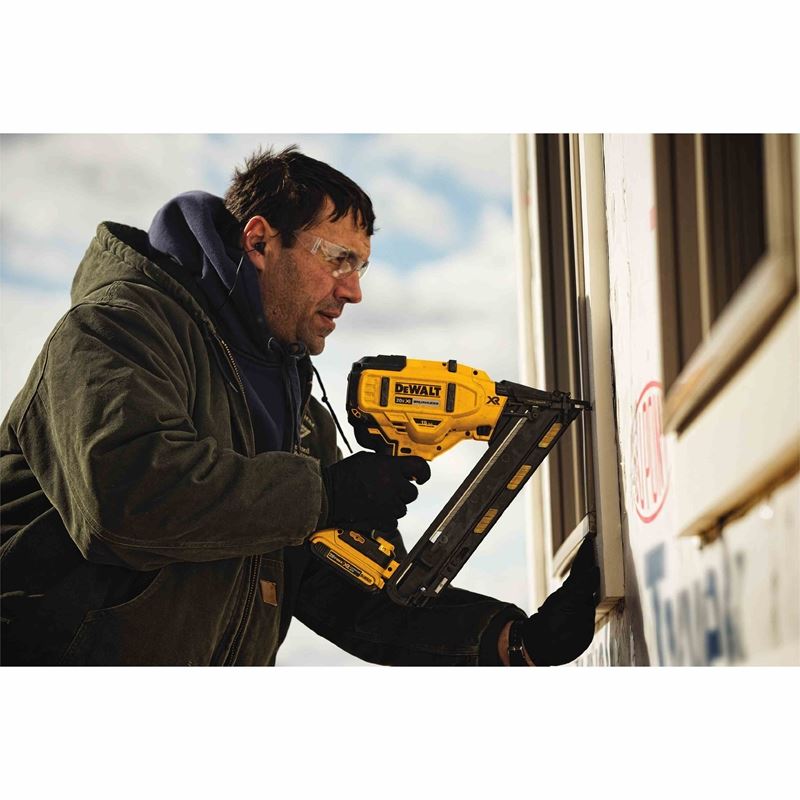 DEWALT DCN650B 20V MAX* XR 15 GA Cordless Angled Finish Nailer (Tool Only)