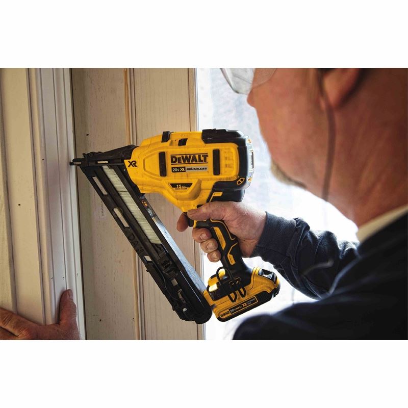 DEWALT DCN650B 20V MAX* XR 15 GA Cordless Angled Finish Nailer (Tool Only)