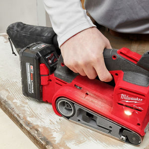 Milwaukee 2832-20 M18 Fuel Belt Sander