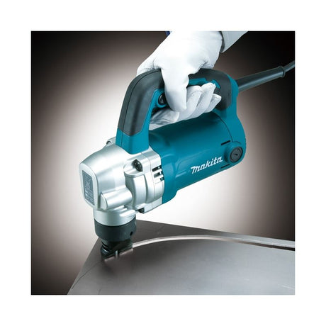 Makita | JN3201J 710W 3.2mm Powered Nibbler