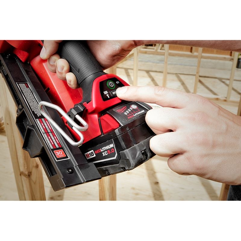 Milwaukee 2745-21 Cordless Framing Nailer Kit