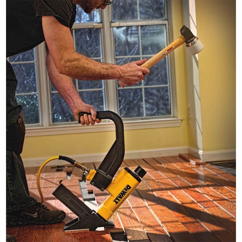 DEWALT DWMIIIFS 15.5 GA Flooring Stapler