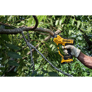 DEWALT DCPR320D1 20V MAX 1-1/2 in. Cordless Pruner Kit