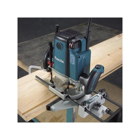 Makita | RP2301FC 3-1/4HP Plunge Router (Variable Speed)