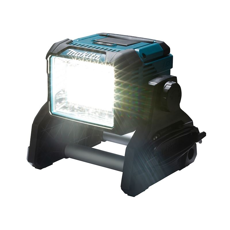 Makita DML811 14.4/18V 30LED WORKLIGHT, 3,000 LUMENS, AC/DC