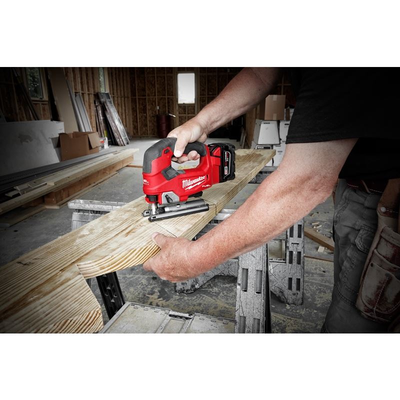 Milwaukee 2737-21 M18 FUEL D-Handle Jig Saw Kit