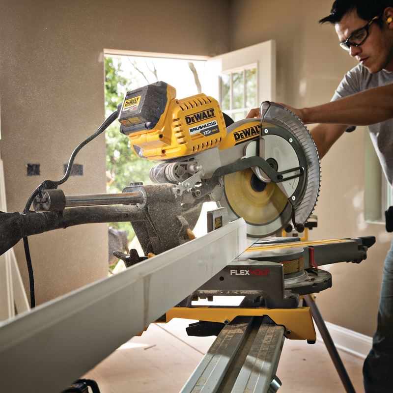 DEWALT DHS790AB 12in (305MM) 120V MAX* DOUBLE BEVEL SLIDING COMPOUND MITER SAW WITH CUTLINE(TM) BLADE POSITIONING SYSTEM (INCLUDES 120V ADAPTER)