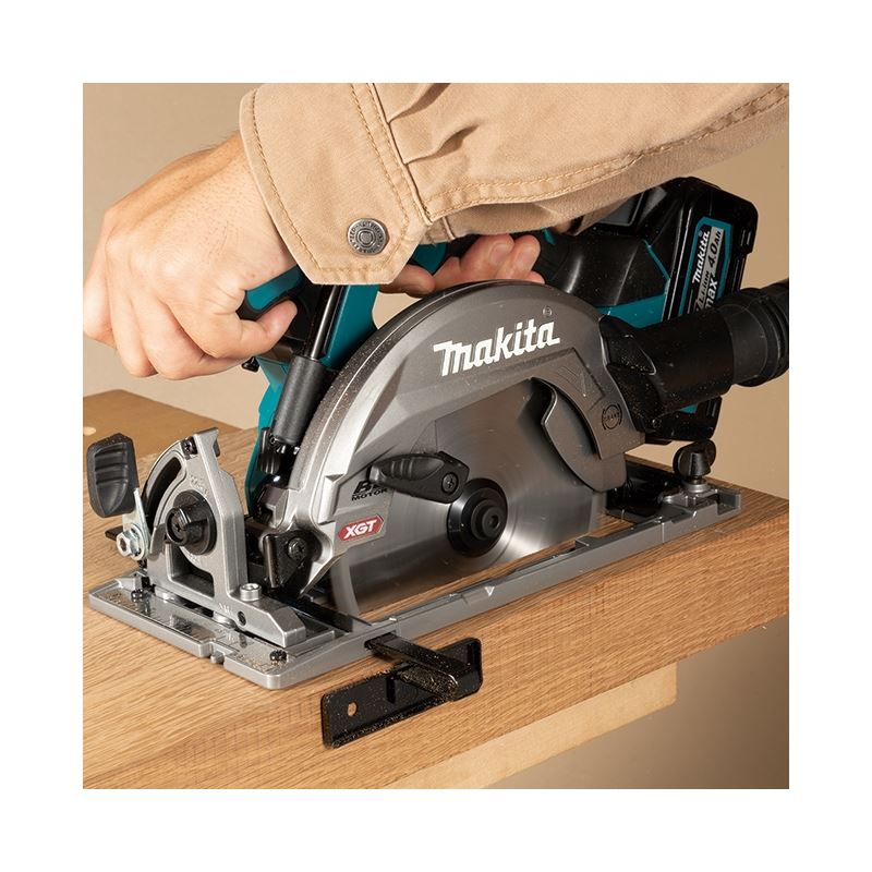 Makita HS012GZ 40V max XGT Brushless Cordless 6-1/2in Circular Saw w/XPT and AWS (Tool Only)