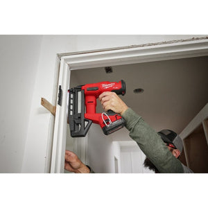 Milwaukee 3020-20 M18 FUEL 16 Gauge Straight Finish Nailer