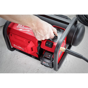 Milwaukee 2840-20 Milwaukee 2840-20 M18 FUELâ„¢ 2 Gallon Compact Quiet Compressor