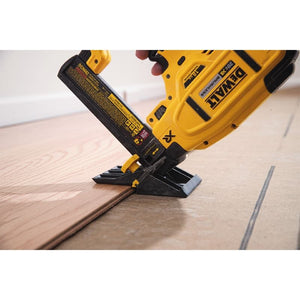 DEWALT DCN682M1 20V MAX* XR 18 GA Cordless Flooring Stapler