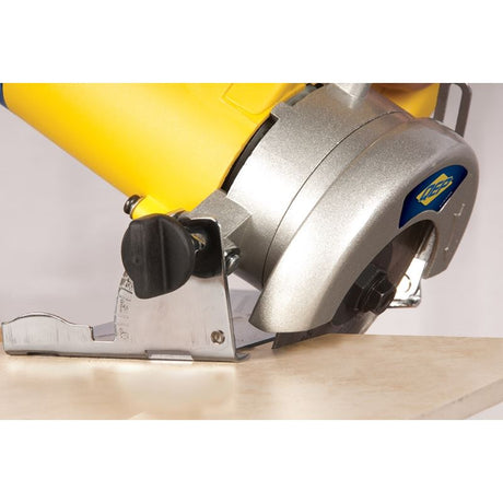 QEP 21643Q   1.5 HP Professional Handheld Tile Saw with Wet/Dry 4 in. Diamond Blade