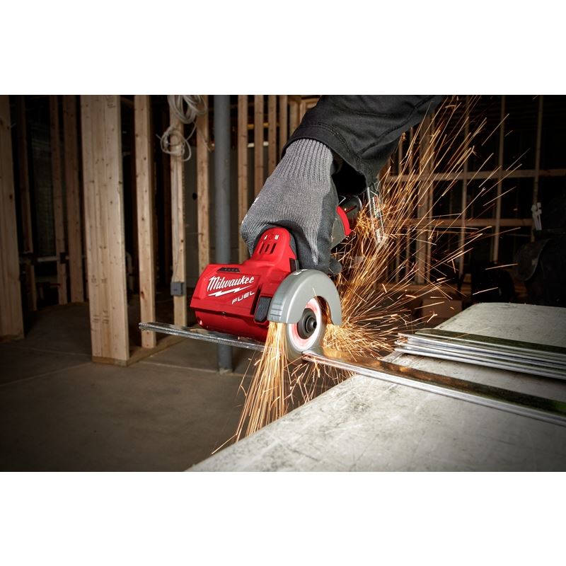 Milwaukee 2522-21XC  3" Compact Cut Off Tool - Kit