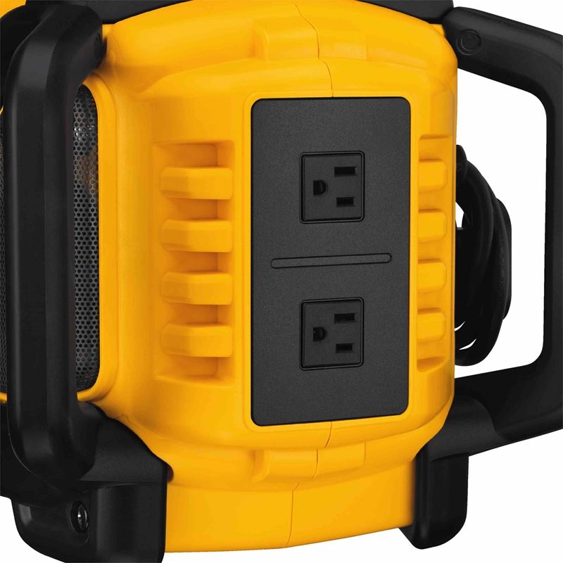 DEWALT Bluetooth Charger Radio - DCR025