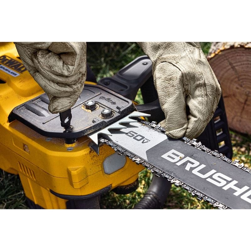 DEWALT DCCS677Z1 60V MAX Brushless Cordless 20 in. 15Ah Chainsaw Kit