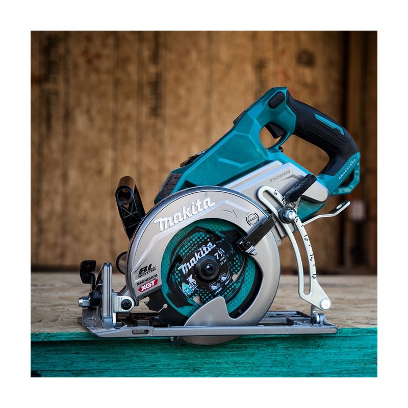 Makita RS001GZ 40V MAX XGT Li-Ion 7-1/4 in Rear-Handle Circular Saw with Brushless Motor and ADT