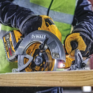 DEWALT DCS578X1 FLEXVOLT 60V MAX BRUSHLESS 7-1/4 IN. CORDLESS CIRCULAR SAW WITH BRAKE KIT