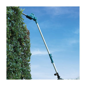 Makita DUN461WSF 18V LXT Telescopic Pole Hedge Trimmer with Brushless Motor