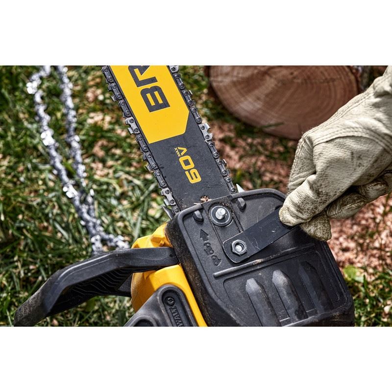 DEWALT DCCS672X1 60V MAX 18 in. 3.0Ah Brushless Cordless Chainsaw