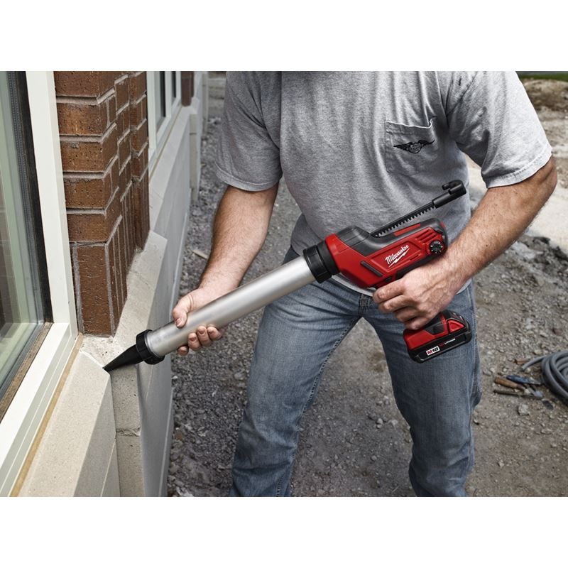 2642-21CT M18 18 Volt Lithium-Ion Cordless Cordless 20 oz Sausage Style Caulk and Adhesive Gun Kit