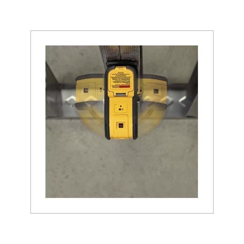 DEWALT | DW083K 3 Beam Laser Pointer